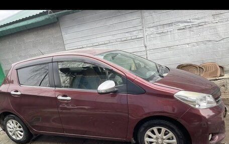 Toyota Vitz, 2014 год, 650 000 рублей, 4 фотография