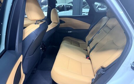 Lexus RX IV рестайлинг, 2023 год, 9 890 000 рублей, 14 фотография