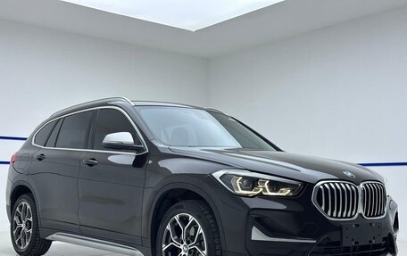 BMW X1, 2022 год, 2 100 000 рублей, 1 фотография