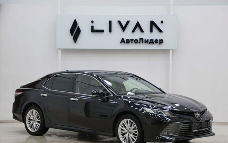 Toyota Camry, 2018 год, 2 145 000 рублей, 1 фотография