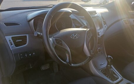 Hyundai Elantra V, 2014 год, 970 000 рублей, 5 фотография