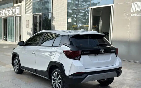 Toyota Yaris XP150 рестайлинг, 2021 год, 970 000 рублей, 7 фотография