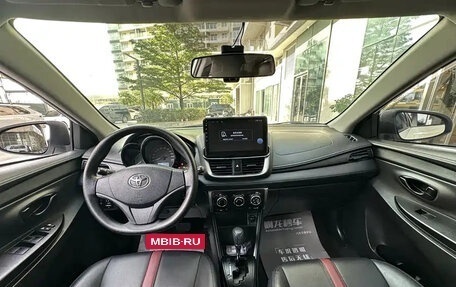 Toyota Yaris XP150 рестайлинг, 2021 год, 970 000 рублей, 15 фотография