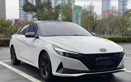 Hyundai Elantra, 2021 год, 1 100 000 рублей, 3 фотография