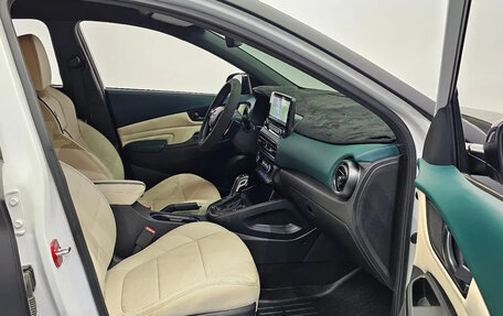 Hyundai Kona I, 2022 год, 1 562 000 рублей, 9 фотография