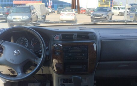 Nissan Patrol, 2004 год, 1 000 000 рублей, 6 фотография