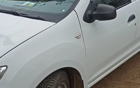Renault Logan II, 2021 год, 689 000 рублей, 5 фотография
