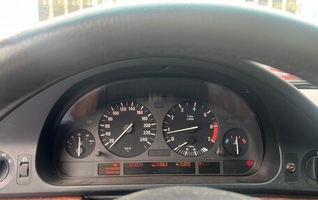 BMW 5 серия, 1998 год, 499 000 рублей, 9 фотография