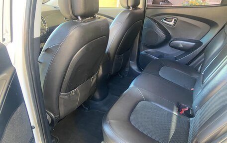Hyundai ix35 I рестайлинг, 2011 год, 1 250 000 рублей, 9 фотография