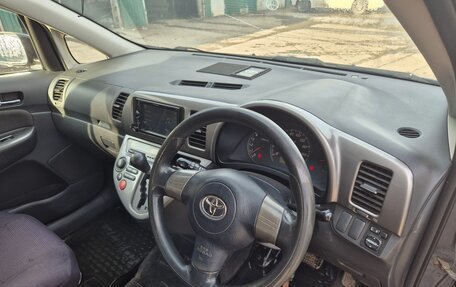 Toyota Wish II, 2003 год, 610 000 рублей, 5 фотография