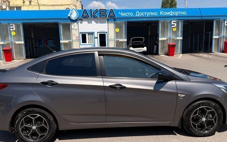 Hyundai Solaris II рестайлинг, 2016 год, 1 100 000 рублей, 2 фотография