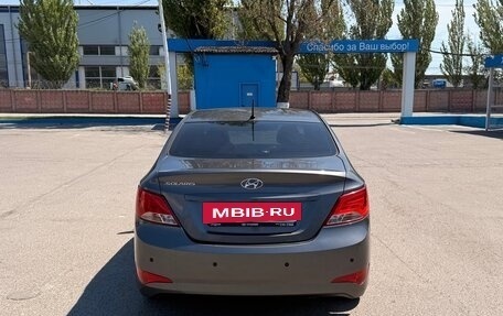 Hyundai Solaris II рестайлинг, 2016 год, 1 100 000 рублей, 3 фотография