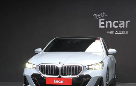 BMW 5 серия, 2024 год, 8 330 000 рублей, 3 фотография