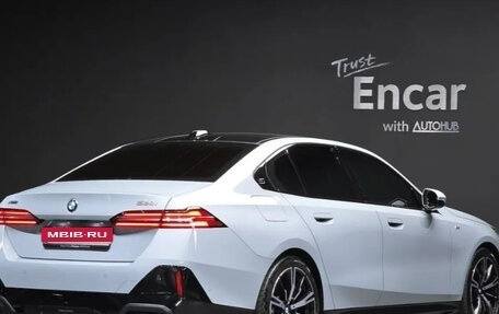 BMW 5 серия, 2024 год, 8 330 000 рублей, 2 фотография