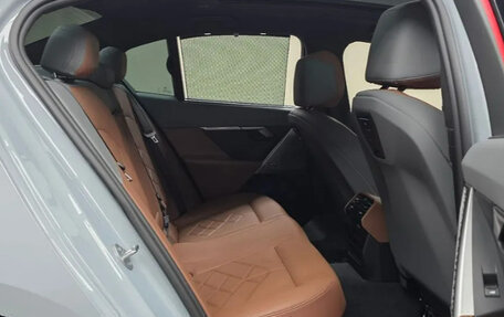 BMW 5 серия, 2024 год, 8 330 000 рублей, 18 фотография
