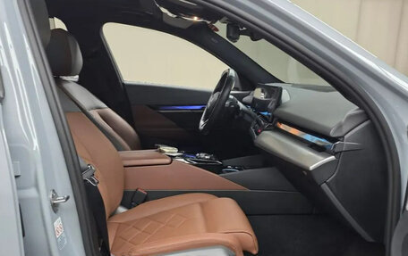 BMW 5 серия, 2024 год, 8 330 000 рублей, 17 фотография