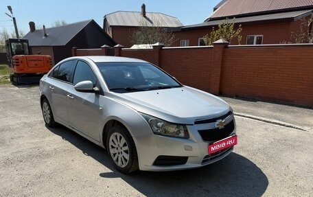 Chevrolet Cruze II, 2010 год, 355 000 рублей, 2 фотография