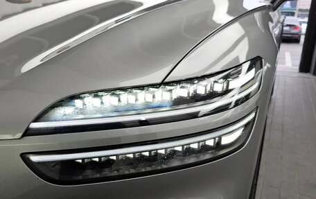 Genesis GV70, 2026 год, 8 040 000 рублей, 2 фотография
