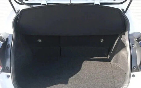Toyota Yaris, 2022 год, 1 589 018 рублей, 24 фотография