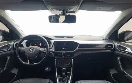 Volkswagen T-Cross I, 2023 год, 1 330 333 рублей, 4 фотография