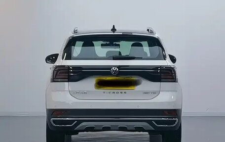 Volkswagen T-Cross I, 2023 год, 1 330 333 рублей, 2 фотография