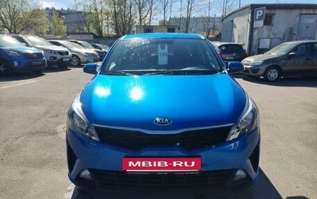 KIA Rio IV, 2021 год, 1 799 000 рублей, 2 фотография