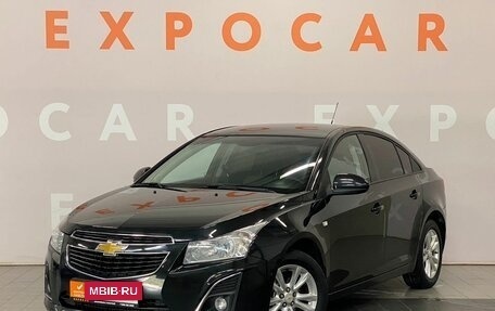 Chevrolet Cruze II, 2012 год, 667 000 рублей, 3 фотография