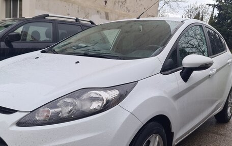 Ford Fiesta, 2011 год, 950 000 рублей, 2 фотография