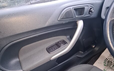Ford Fiesta, 2011 год, 950 000 рублей, 11 фотография