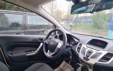 Ford Fiesta, 2011 год, 950 000 рублей, 14 фотография