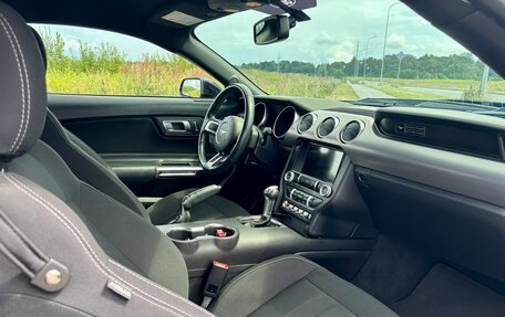 Ford Mustang VI рестайлинг, 2020 год, 2 967 000 рублей, 10 фотография