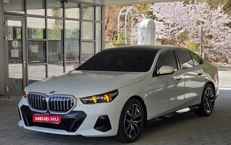 BMW 5 серия, 2025 год, 6 758 000 рублей, 1 фотография