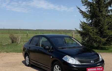 Nissan Tiida, 2010 год, 550 000 рублей, 2 фотография