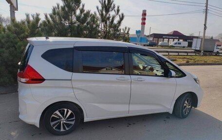 Honda Freed II, 2021 год, 1 270 000 рублей, 2 фотография