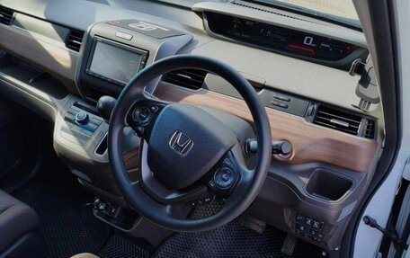 Honda Freed II, 2021 год, 1 270 000 рублей, 11 фотография