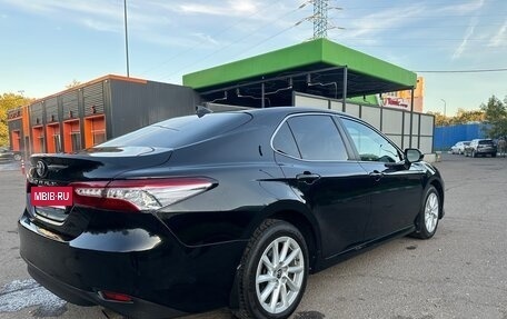 Toyota Camry, 2021 год, 2 220 000 рублей, 10 фотография