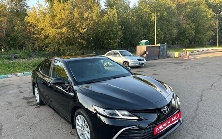 Toyota Camry, 2021 год, 2 220 000 рублей, 5 фотография