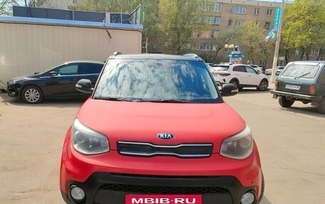 KIA Soul II рестайлинг, 2017 год, 1 300 000 рублей, 6 фотография