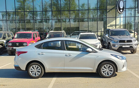 Hyundai Solaris II рестайлинг, 2020 год, 1 800 000 рублей, 8 фотография