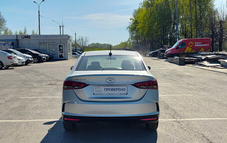 Hyundai Solaris II рестайлинг, 2020 год, 1 800 000 рублей, 10 фотография