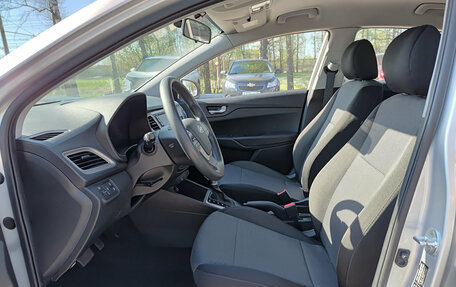 Hyundai Solaris II рестайлинг, 2020 год, 1 800 000 рублей, 20 фотография