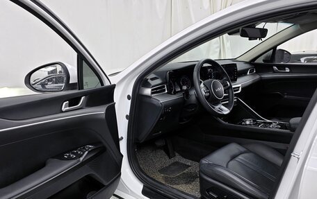 KIA K5, 2022 год, 2 364 000 рублей, 12 фотография