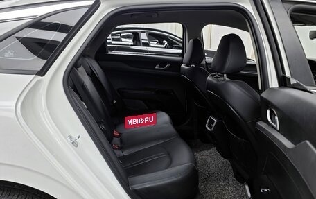KIA K5, 2022 год, 2 364 000 рублей, 14 фотография