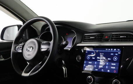 KIA Rio IV, 2017 год, 1 399 990 рублей, 12 фотография