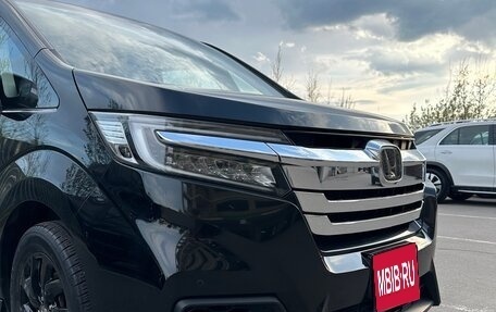 Honda Stepwgn IV, 2021 год, 2 800 000 рублей, 1 фотография
