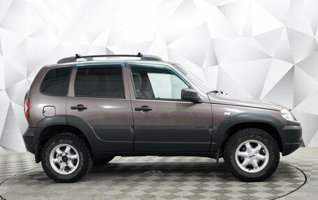 Chevrolet Niva I рестайлинг, 2018 год, 781 000 рублей, 6 фотография