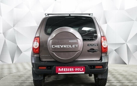 Chevrolet Niva I рестайлинг, 2018 год, 781 000 рублей, 4 фотография