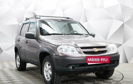 Chevrolet Niva I рестайлинг, 2018 год, 781 000 рублей, 7 фотография