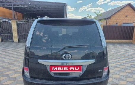 Toyota ISis I, 2011 год, 1 099 987 рублей, 3 фотография