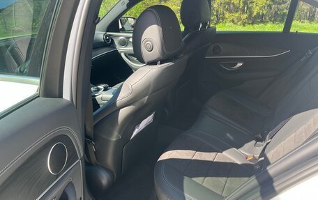 Mercedes-Benz E-Класс, 2020 год, 4 090 000 рублей, 11 фотография